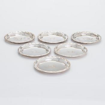 A silver sugar bowl, cream jug and footed serving bowl, and six coasters, Turku and Hämeenlinna 1934-56.