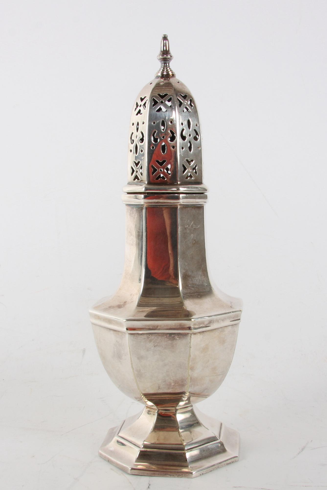 SOCKERRUSKA, pläter, England.