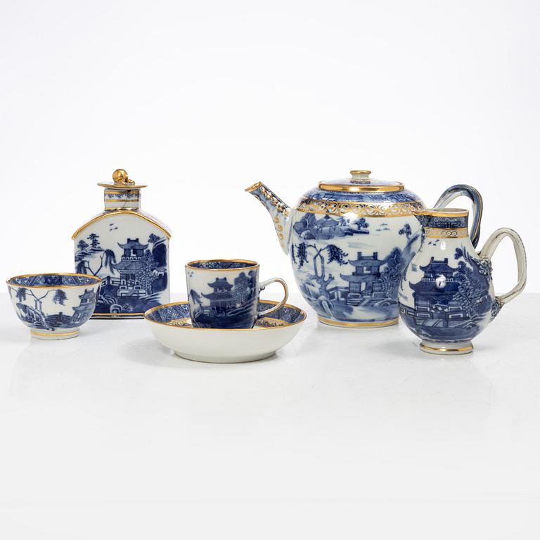 Teservis, 15 delar, kompaniporslin, Kina, Qingdynastin, Qianlong (1736-95).