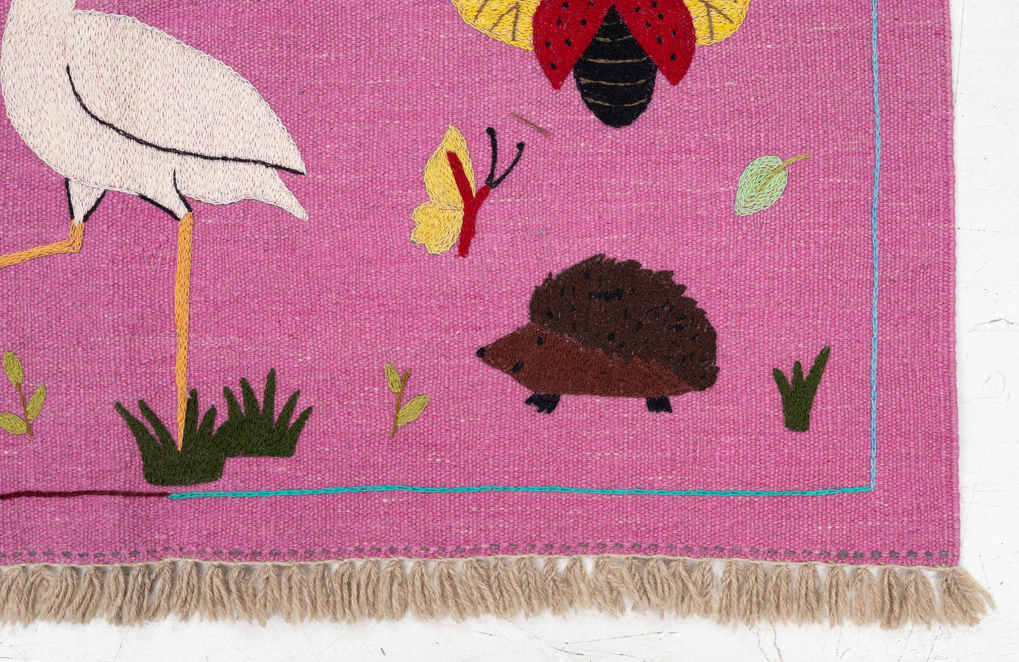 Matta, handbroderad Kelim, ca 184 x 123 cm.