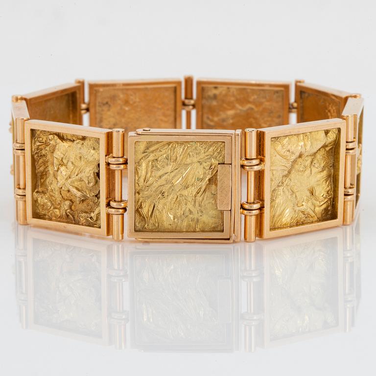 Rey Urban, an 18k red gold bracelet, Stockholm 1967.