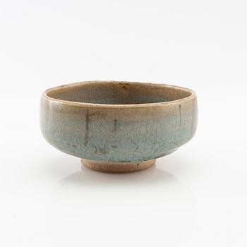 Bowl China Yuan dynasty (1271-1368) glazed stoneware.