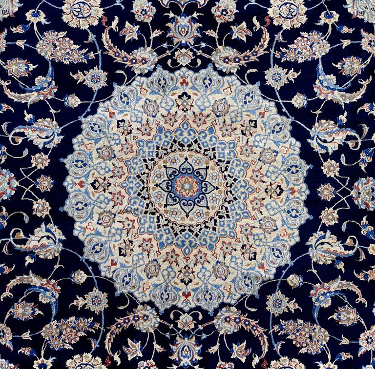 MATTA, Nain, part silk , s.k 9 LAA ,  430 x 300 cm.