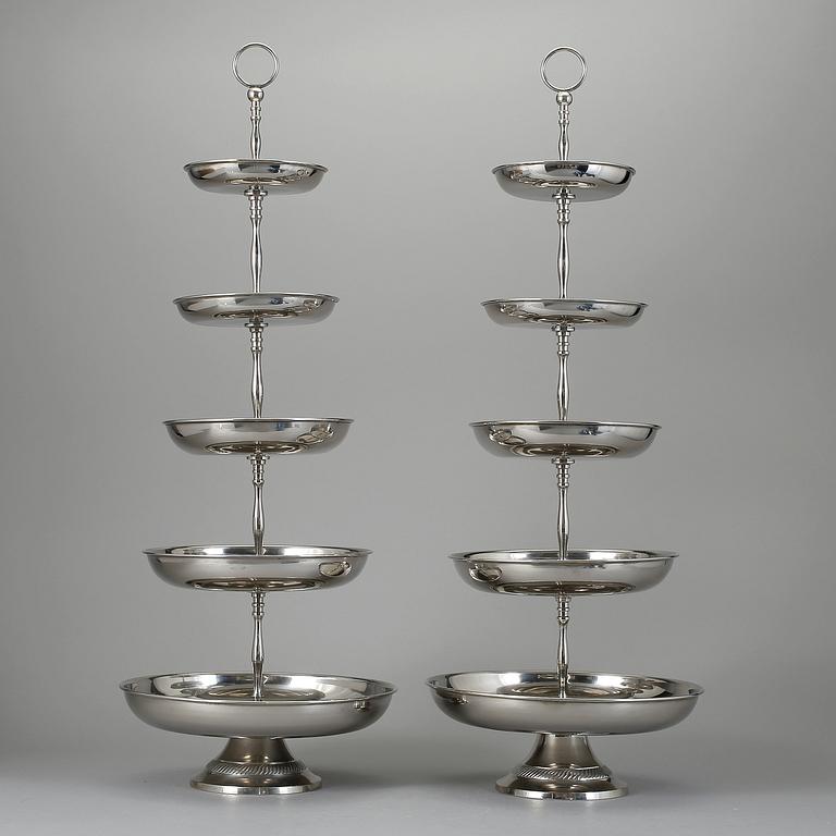 ETAGERER, ett par, 2000-tal.