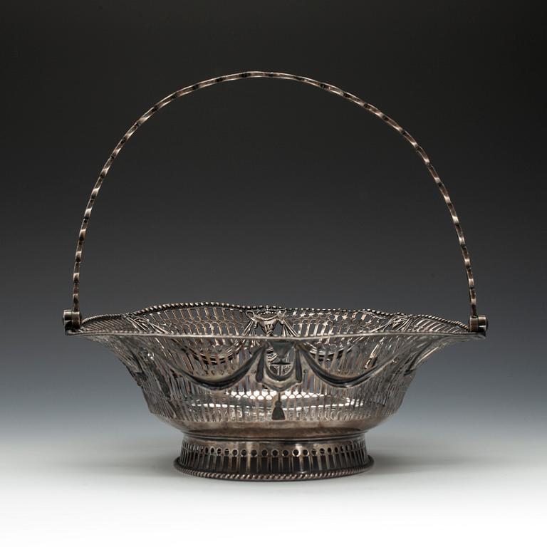 FRUKTKORG, silver, England, London 1776, vikt 543 g.