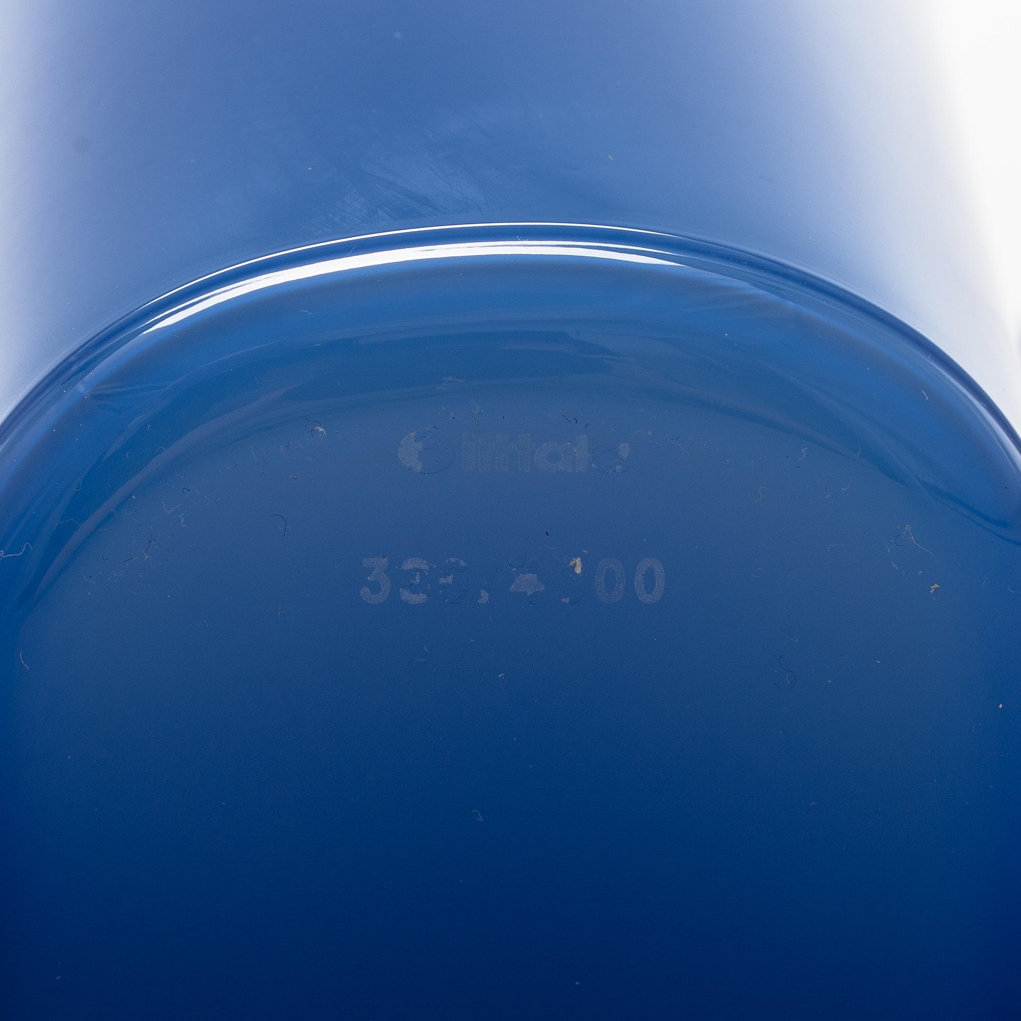 Alvar Aalto, Juhlamaljakko- ja malja, Suomi 100, Iittala numeroitu 386/4000 ja Iittala Suomi Finland 100.