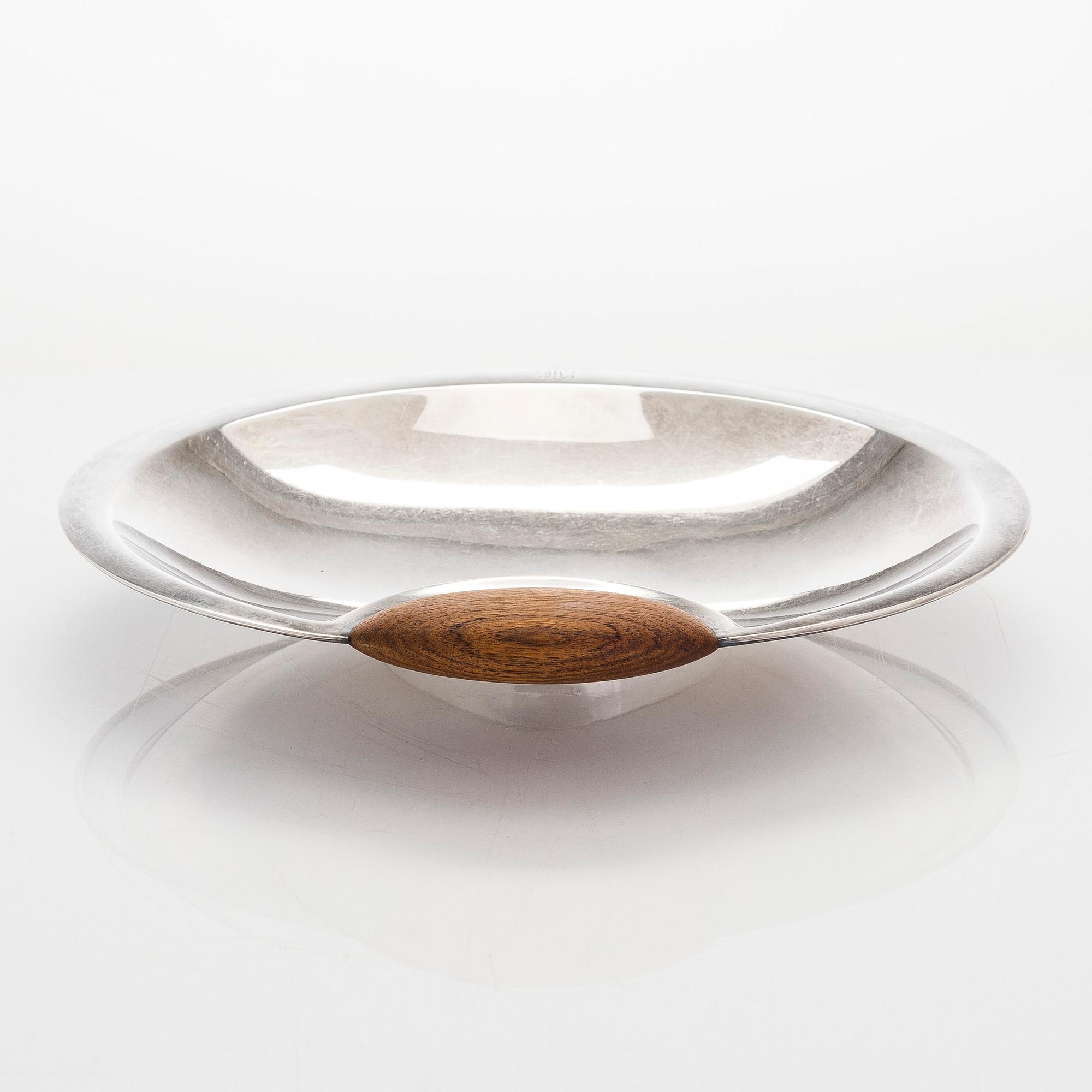 Tapio Wirkkala, brödkorg, TW3, silver och teak, Kultakeskus, Tavastehus 1963.