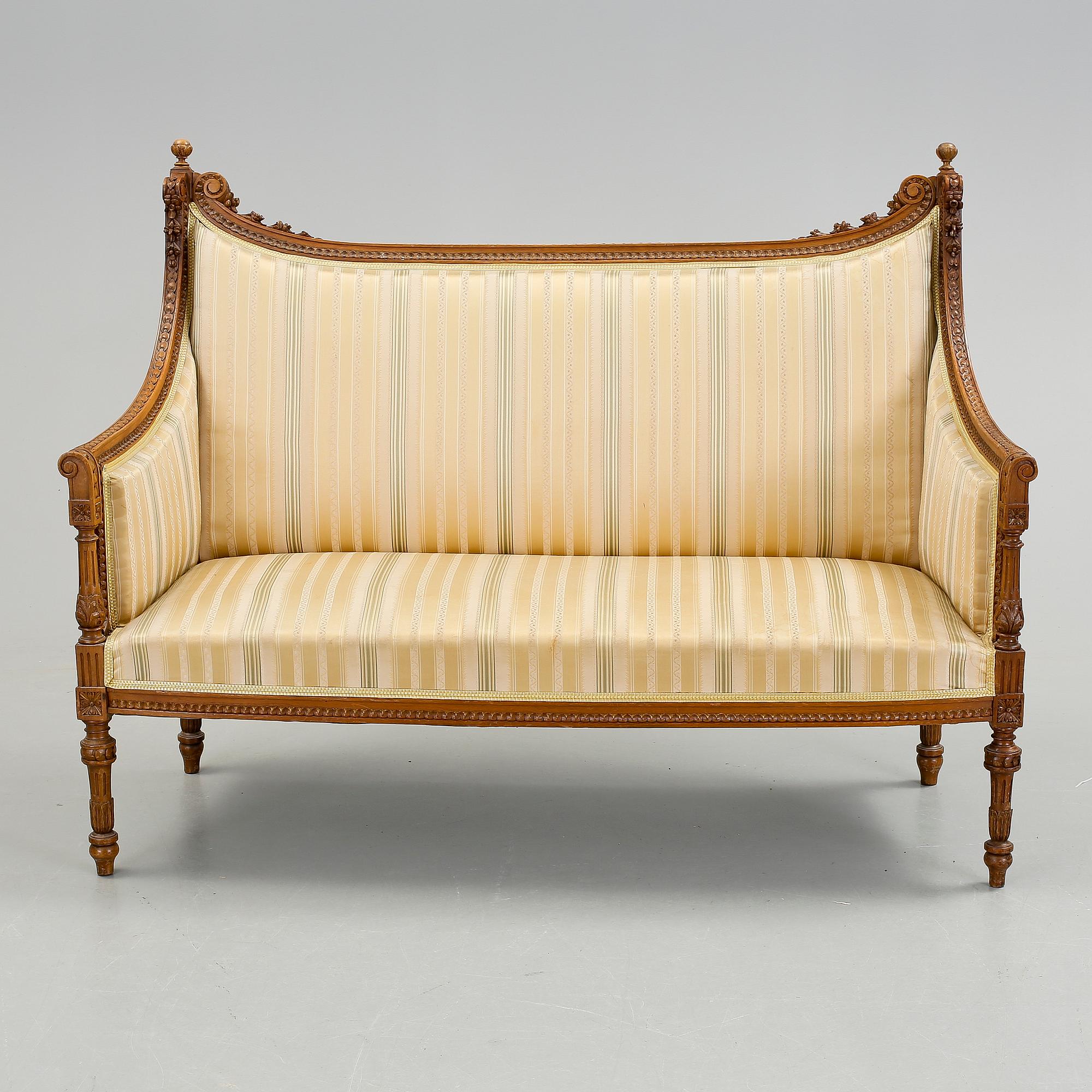 SOFFA, Louis XVI-stil, 1800-talets slut.