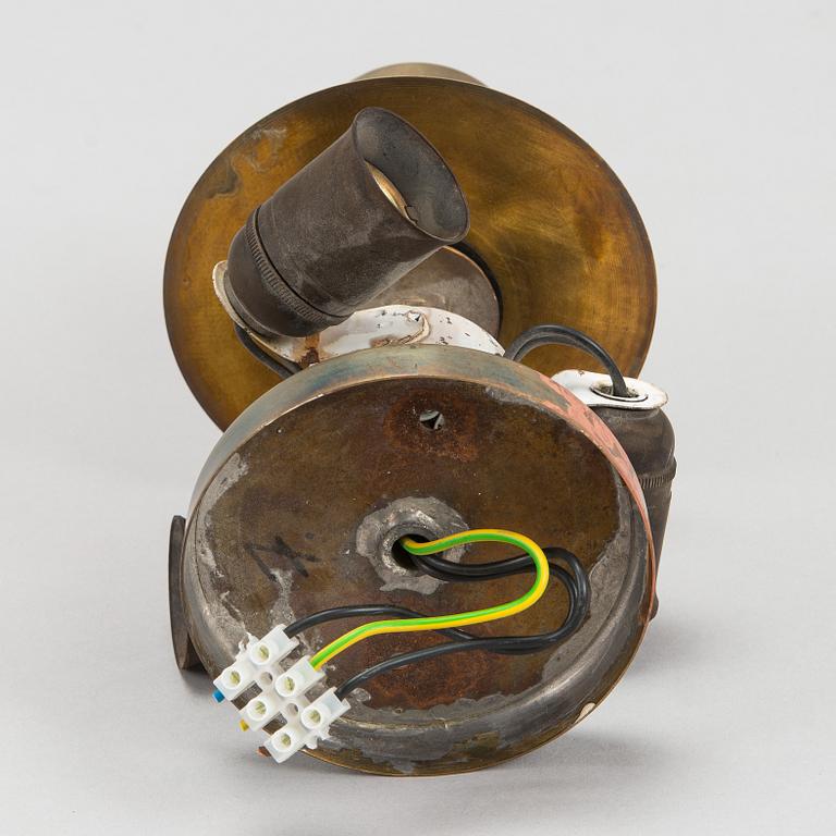 Paavo Tynell, A ceiling light for Taito. Made to order 1950.