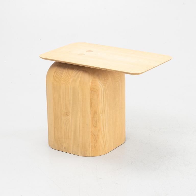 Alfredo Häberli, bord, "April", Nikari, Finland.