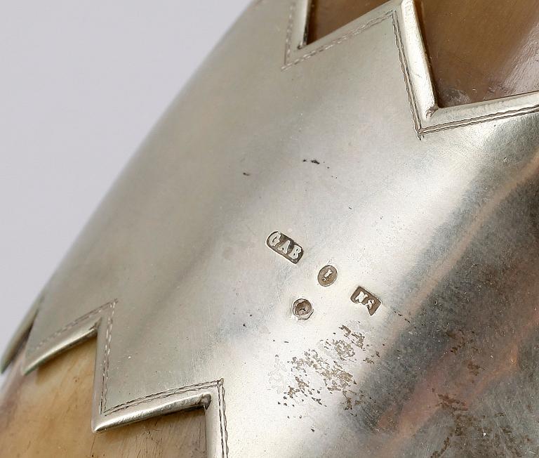 DRYCKESHORN, nysilver och horn, GAB, Stockholm, 1800-talets slut.