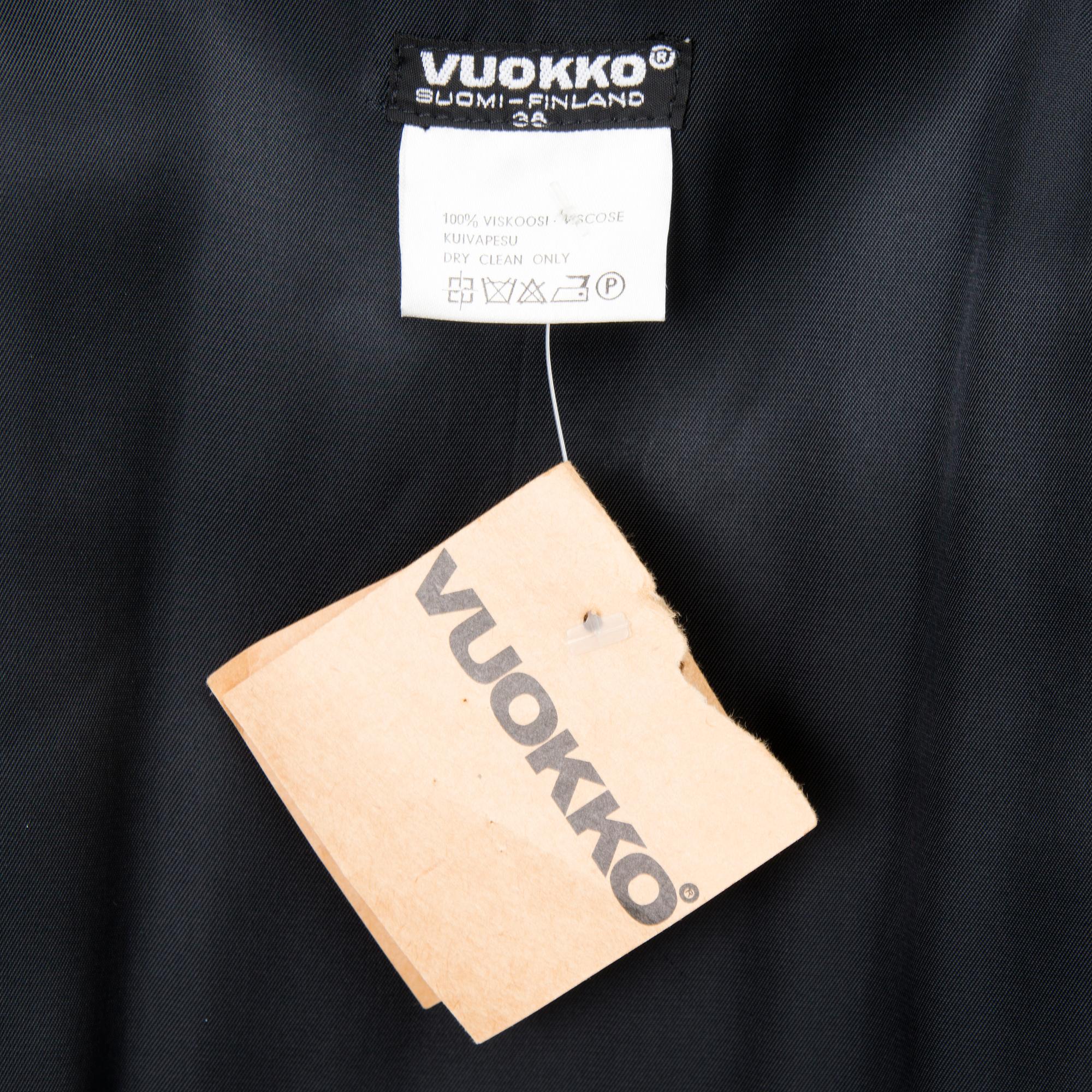 A Black Velvet Ooppera Coat, size 38.
