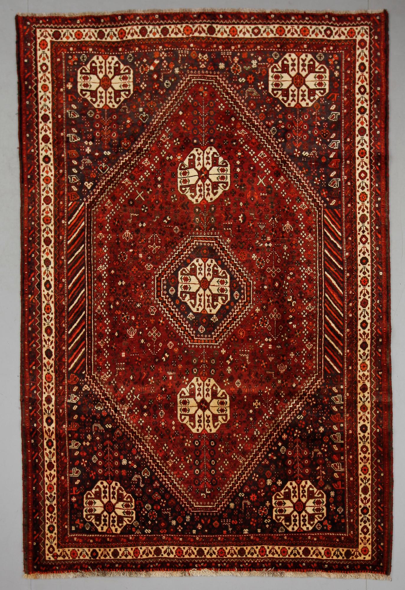 MATTA, Shiraz, ca 264 x 173 cm.