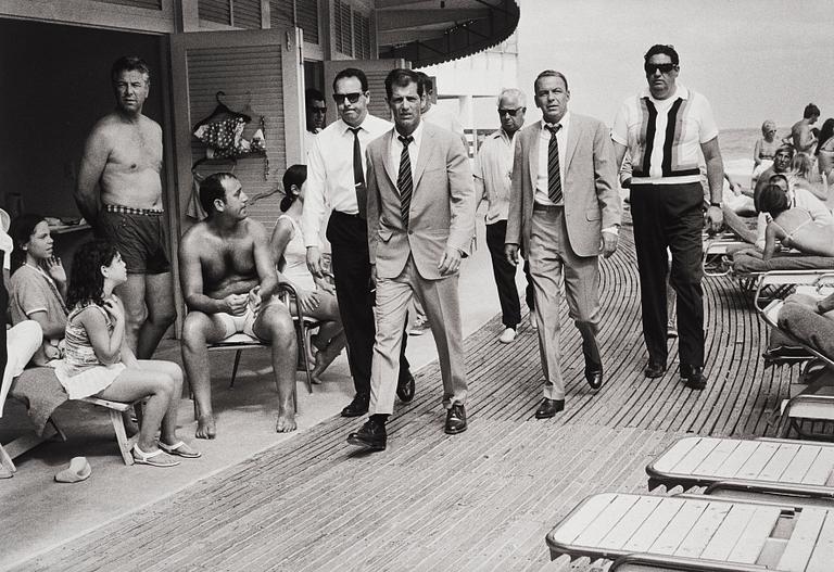 Terry O'Neill, 'Frank Sinatra, Miami Beach, 1968'.