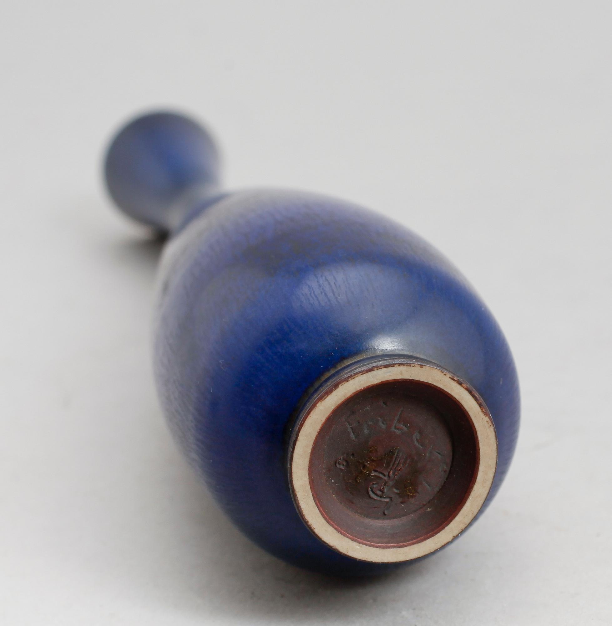 VAS, stengods, Bernt Friberg, Gustavsberg, signerad.