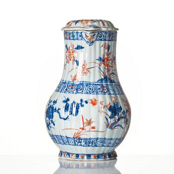 An imari ewer with cover, Qing dynasty, Kangxi (1662-1722).