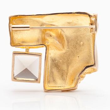 BJÖRN WECKSTRÖM, A 14K gold brooch "Chrystal and cut" with a smoky quartz. Lapponia 1970.