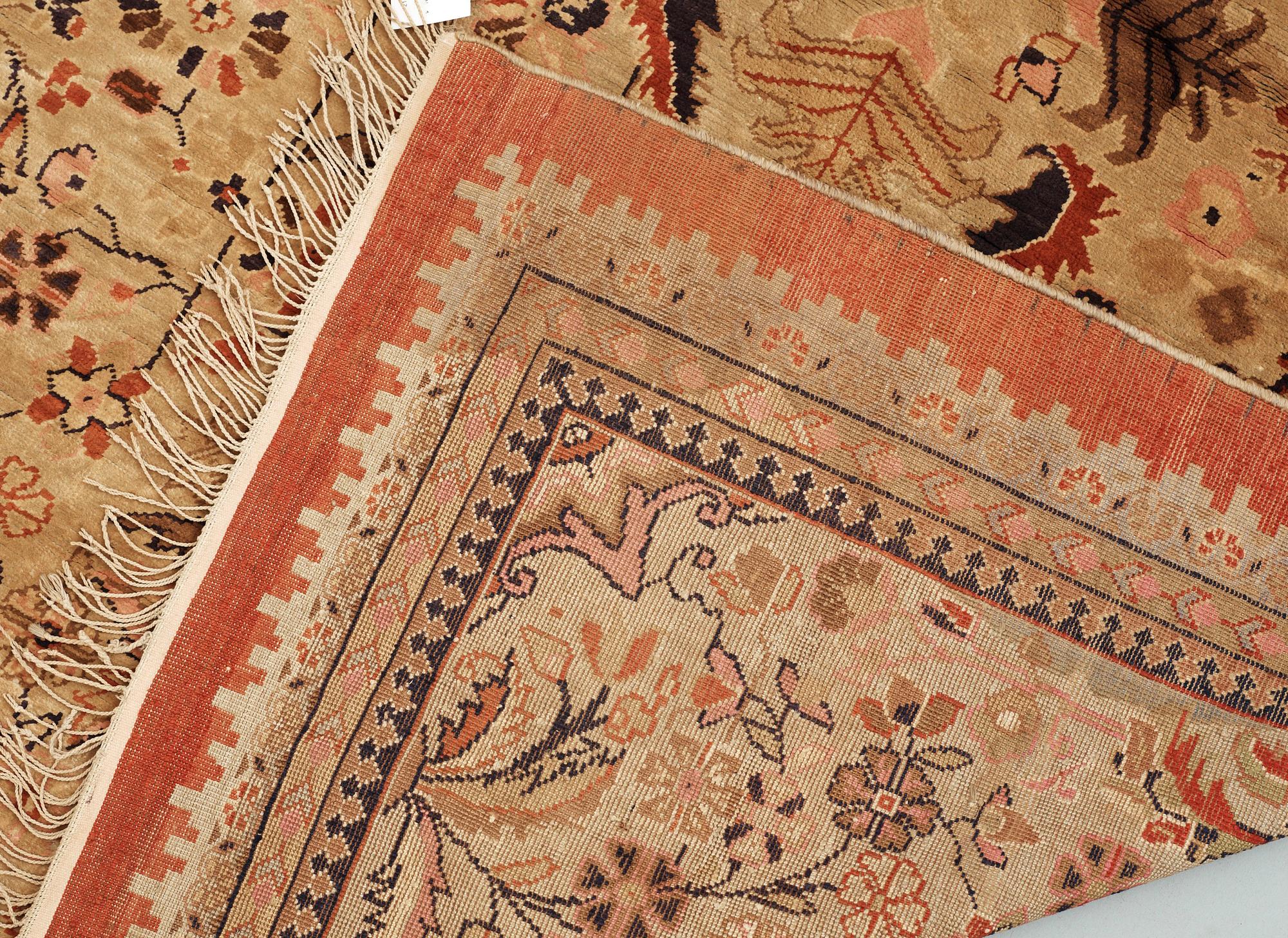 MATTA, orientalisk. Ca 192 x 119.