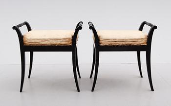 TABURETTER, 1 par, Karl Johan, 1800-talets första hälft.