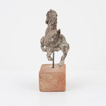 Marylyn Hamilton-Gierow. Skulptur, keramik, signerad, total höjd 25,5 cm.
