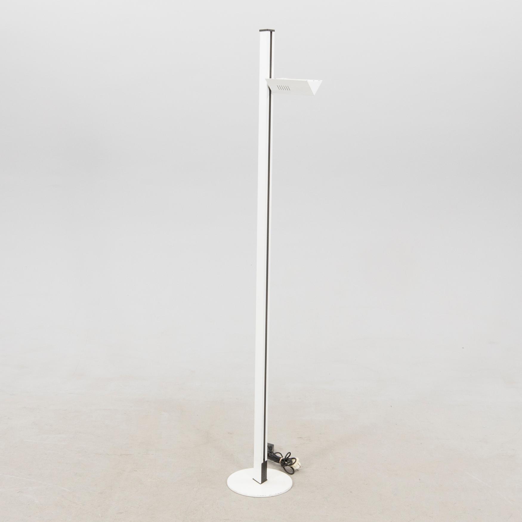 Analisi Uno golvlampa uplight för Egoluce.