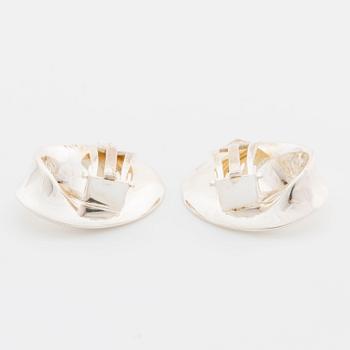 VIVIANNA TORUN BÜLOW-HÜBE, a pair of earclips silver, Georg Jensen,