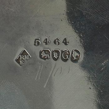 VISITKORTSBRICKA, silver, London 1882. Vikt 337 g.