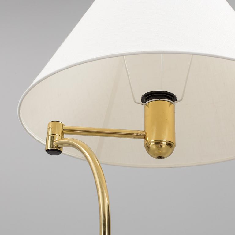 GOLVLAMPA, Aneta, sent 1900-tal.