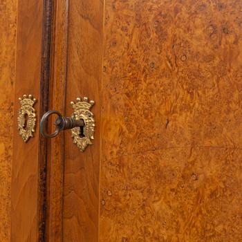 SKÅP, senbarock, Sverige, Fredrik I:s tid, 1700-talets första hälft.