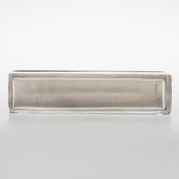 TOILETTESKRIN, Ryssland, S:t Petersburg, ca 1900, silver och glas.