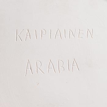 Birger Kaipiainen, a decorative plate signed Kaipiainen Arabia.