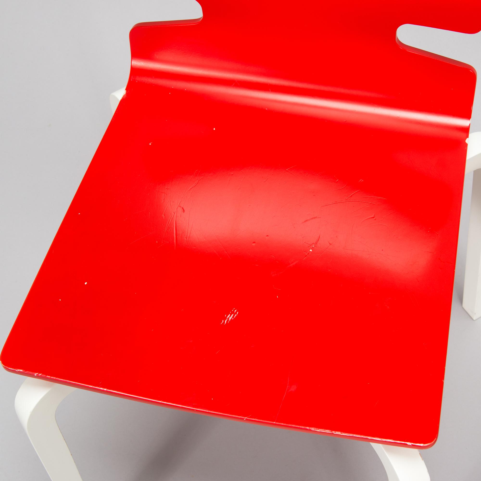 Harri Koskinen, stolar, 4 st, HK 001, "Lento", Artek. Formgiven 2006/ 2009.