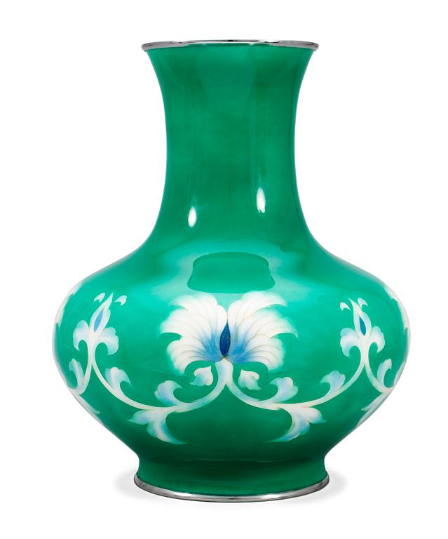 An Yuiko Tamura cloisonne vase, Japan C20th.