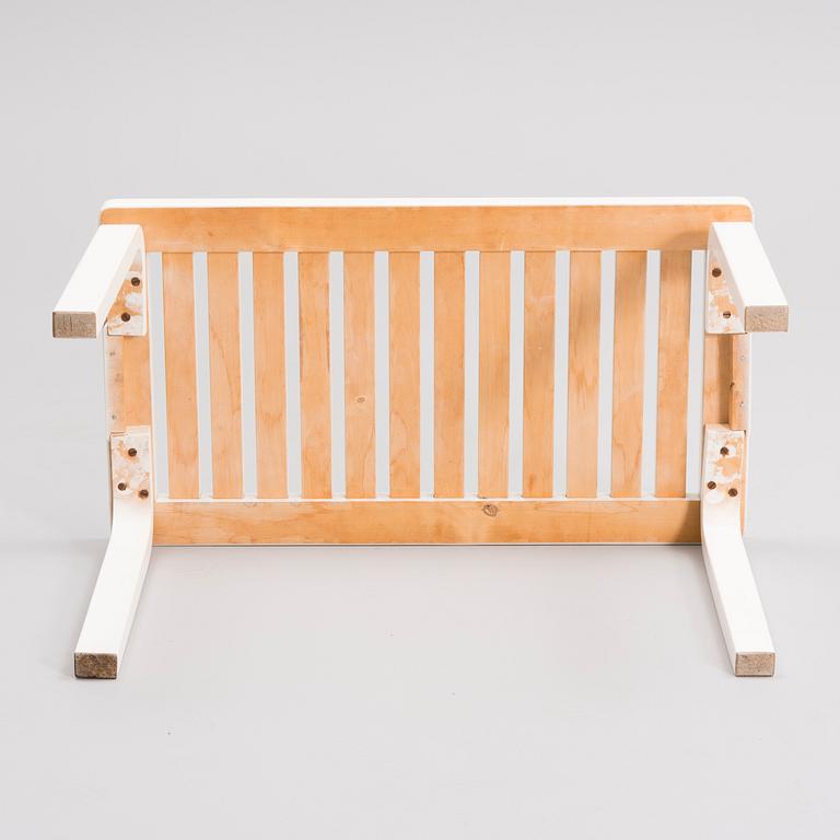 ALVAR AALTO, RITILÄPENKKI 153B, Artek. Malli muotoiltu 1945.