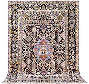 A Kashan carpet, c. 407 x 285 cm.