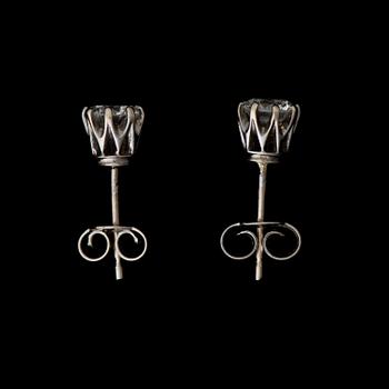 A PAIR OF EARRINGS, brilliant cut diamonds, 18K white gold.