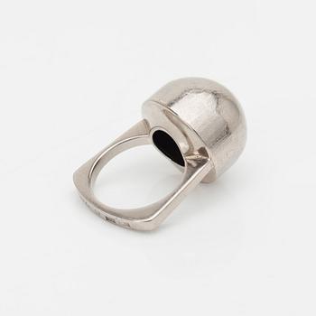 ring, Stockholm 1985, 18K vitguld.