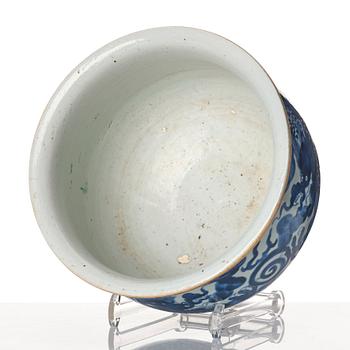 A blue and white censer, Qing dynasty, 18/19th Century.