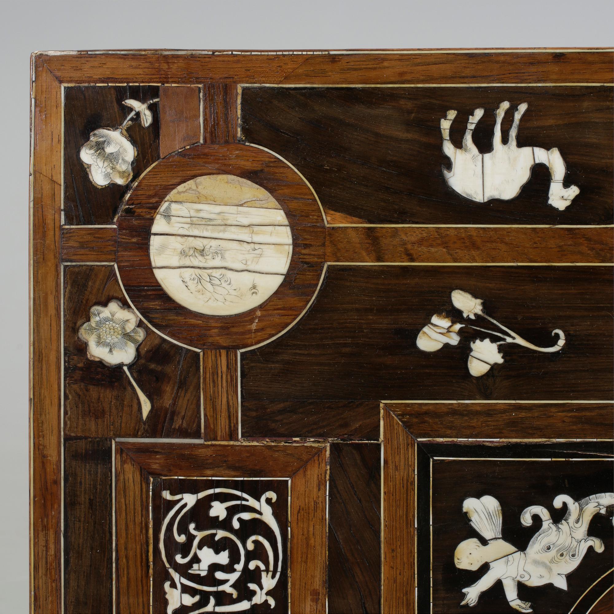 BORD, Barock/barockstil, bl a 1700-tal.