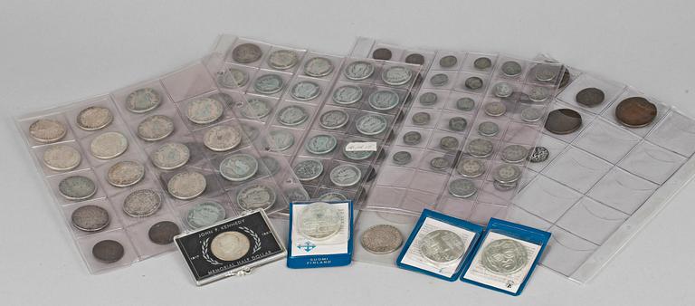 PARTI MYNT, 103 st, bl.a. 1800-tal. Silvermyntens vikt ca 667g.