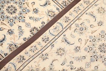 A Nain runner, part silk, so called 9LAA, c. 315 x 81 cm.