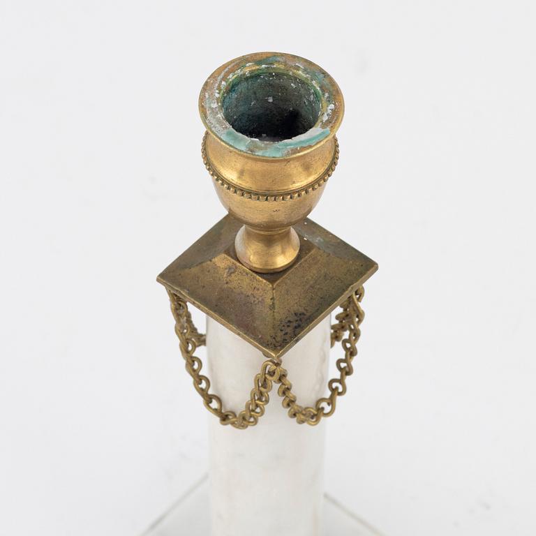 Ljusstakar, ett par, gustaviansk stil, omkring 1900.