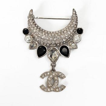 Chanel, brosch, 2021.