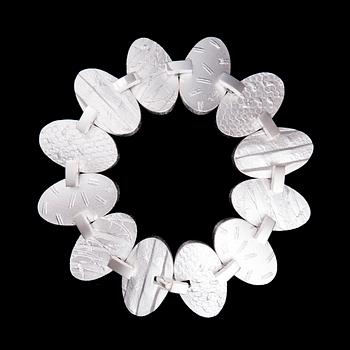 ARMBAND, "Examples", sterlingsilver, Christophe Burger, Lapponia 2011.