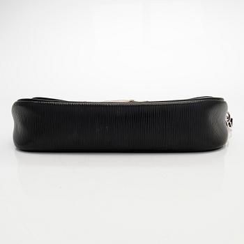 Louis Vuitton, a 'Pochette Montaigne' bag.
