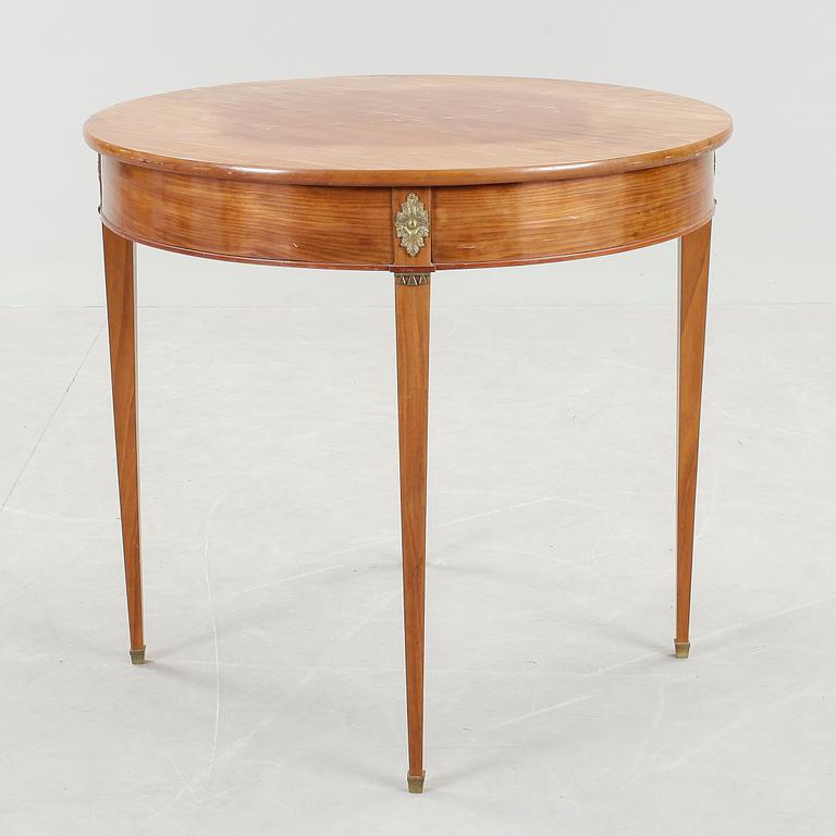 BORD, sengustavianskt, omkring 1800.