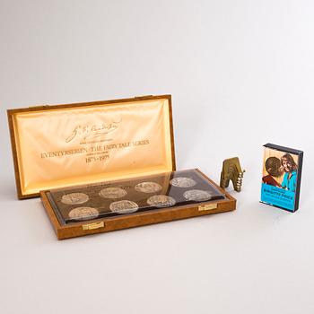 HAROLD SALOMON, MITALEITA, 8 kpl, hopea (925), Hans Christian Andersen, "Eventyrserien"/Seikkailusarja. Alkuperäisrasia.