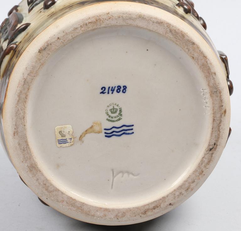 URNA, stengods, Royal Copenhagen.