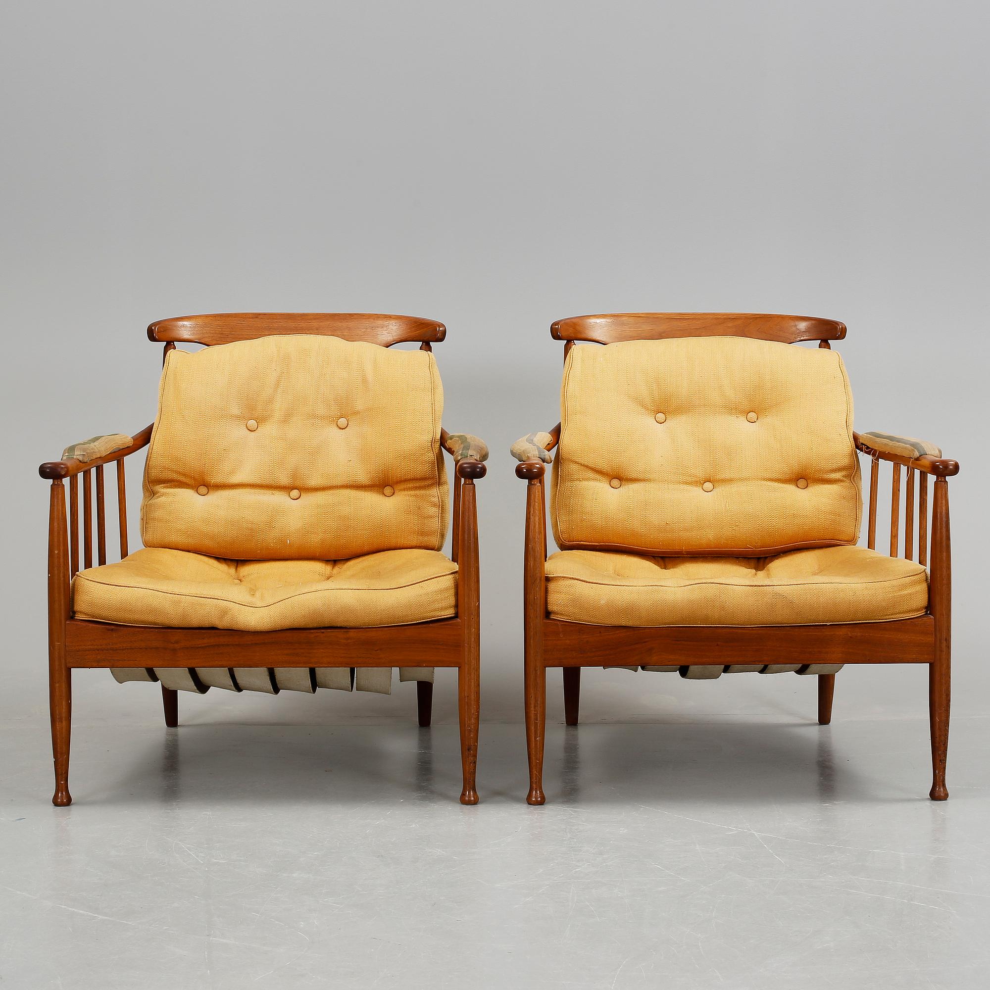 FÅTÖLJER, ett par, "Skrindan", Kerstin Hörlin-Holmqvist.