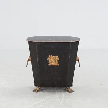 KOLBOX, Danmark, omkring 1900.